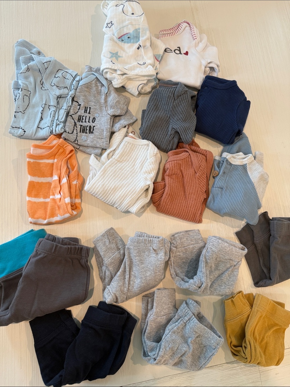 Lot of 17 boys baby clothes- size 0-3 months